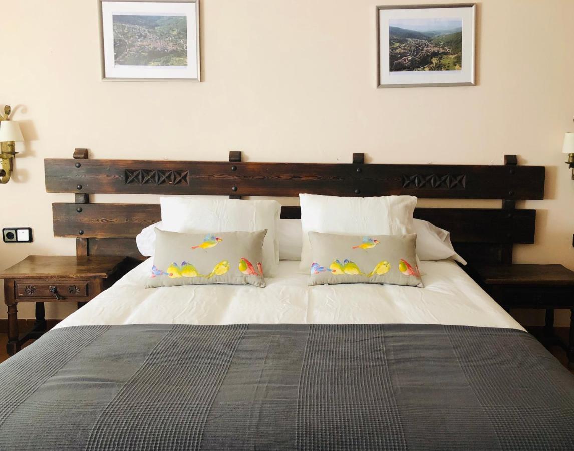 Hotel Barbacedo Mijares  ภายนอก รูปภาพ